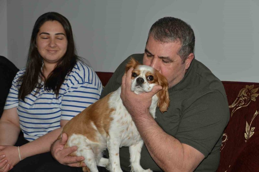 Depremin Ardından İlk Bayramlarını Buruk Şekilde Karşıladılar