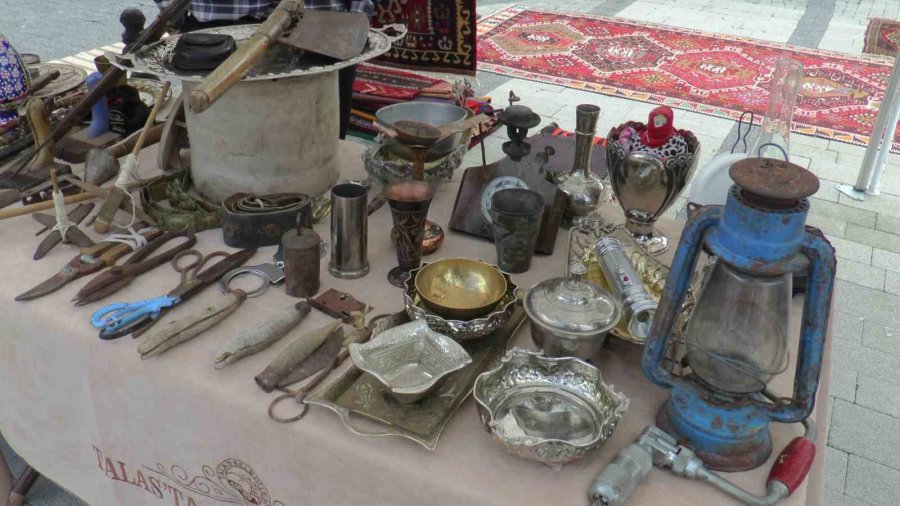 1.5 Asırlık Çerkez Kaması İlk Günkü Gibi