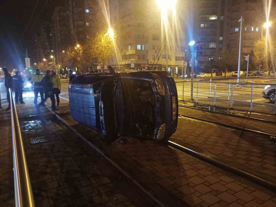 Takla Attığı Aracı Bırakıp Kaçtı