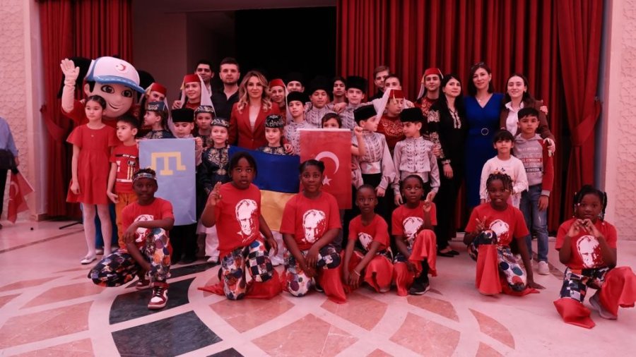 Iı. Geleneksel Dünya Çocukları Şenliği Düzenlendi