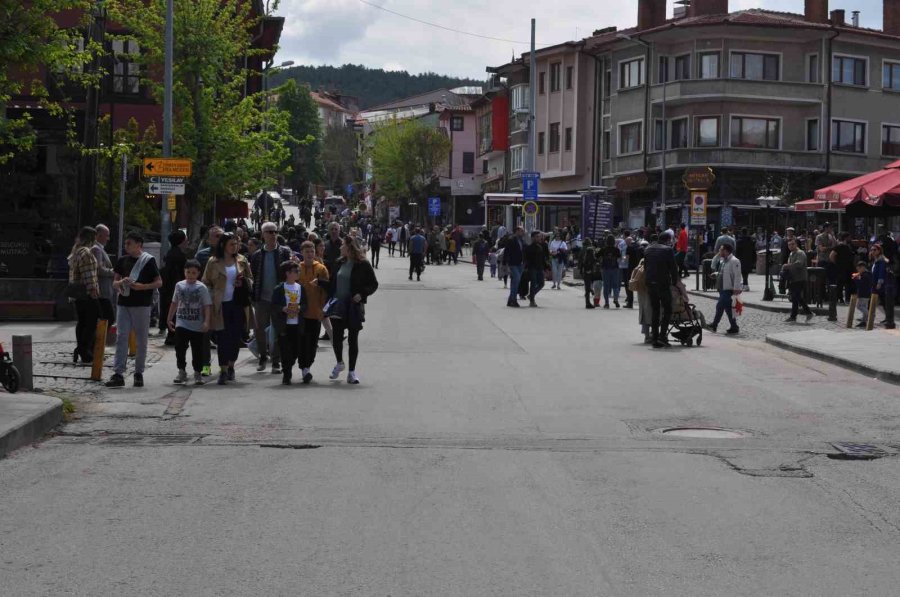 Tarihi Odunpazarı Evleri’nde Bayram Kalabalığı