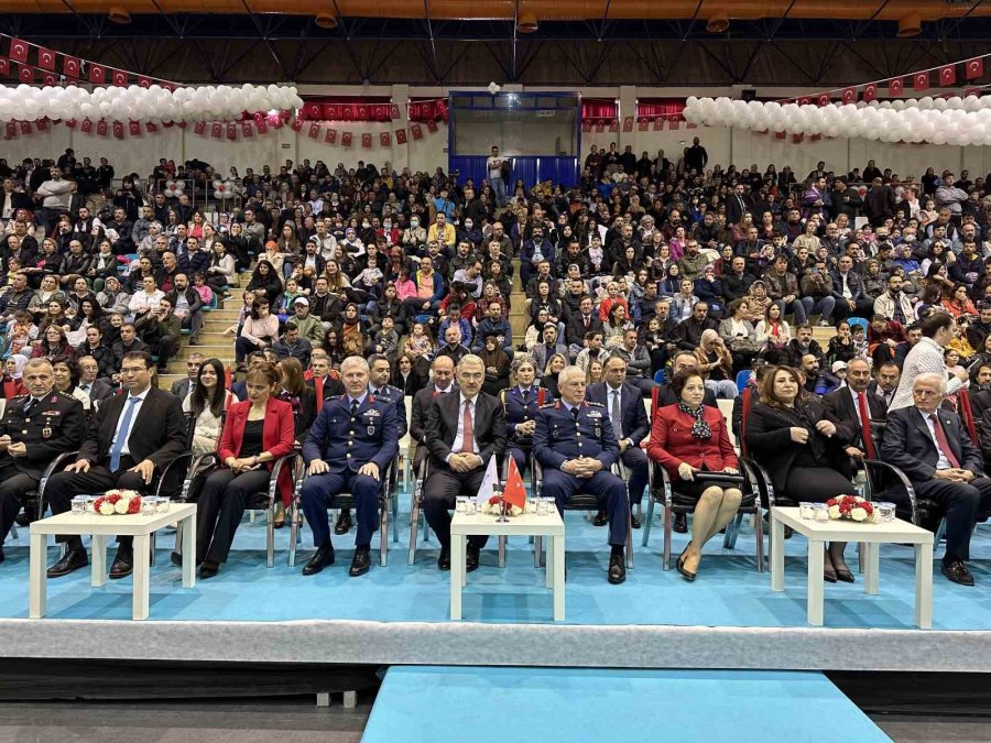 Eskişehir’de 23 Nisan Coşkuyla Kutlandı