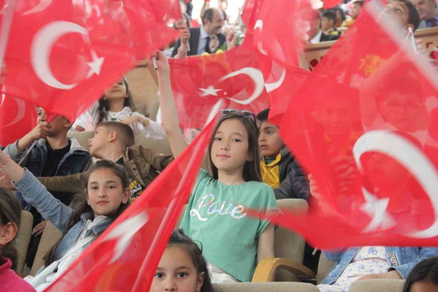 Konya’da 23 Nisan Ulusal Egemenlik Ve Çocuk Bayramı Coşkusu