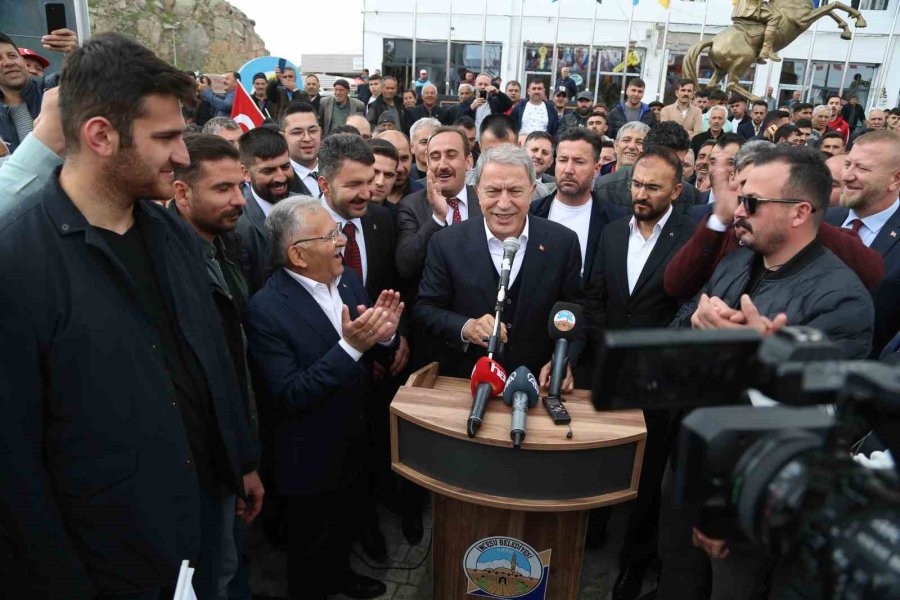 Bakan Akar: "büyük Ve Güçlü Türkiye İçin Hep Beraber Çalışıyoruz"