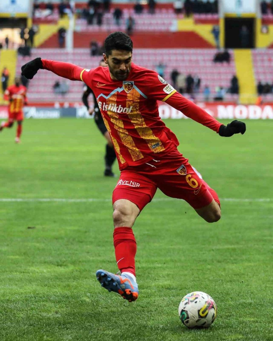 Kayserispor’da 3 Eksik Var