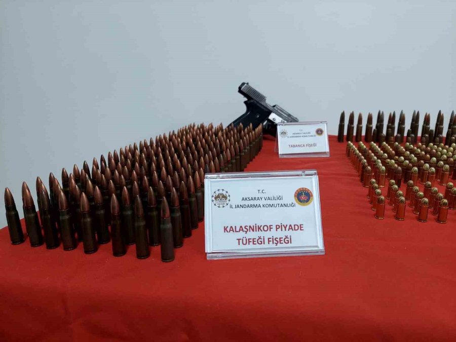 Fırın Bacasındaki Zuladan Cephanelik Çıktı