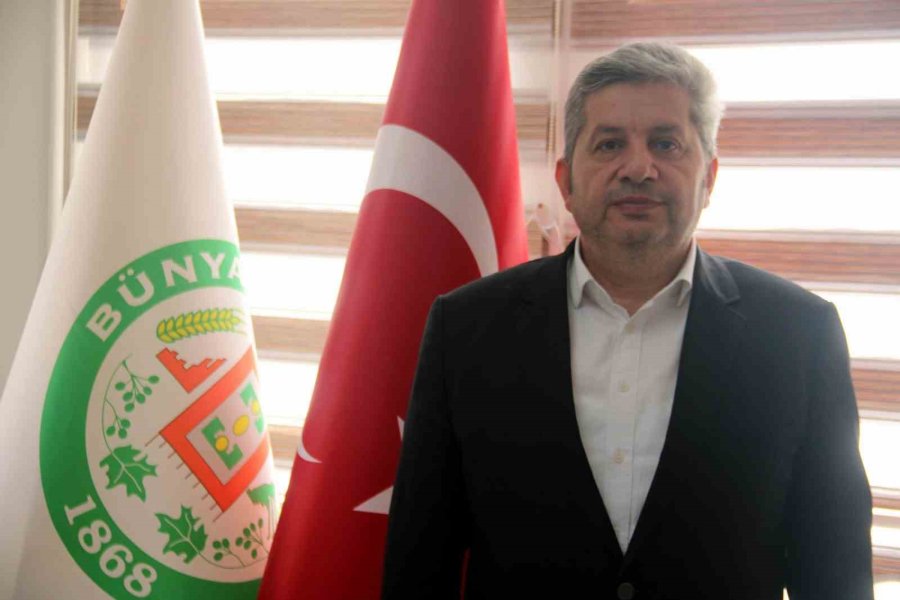 Depremzede Fırıncı Sefa Pemik: "akşam Yatarken Her Şeyimiz Vardı, Kalktığımızda Her Şeyimiz Kayboldu"