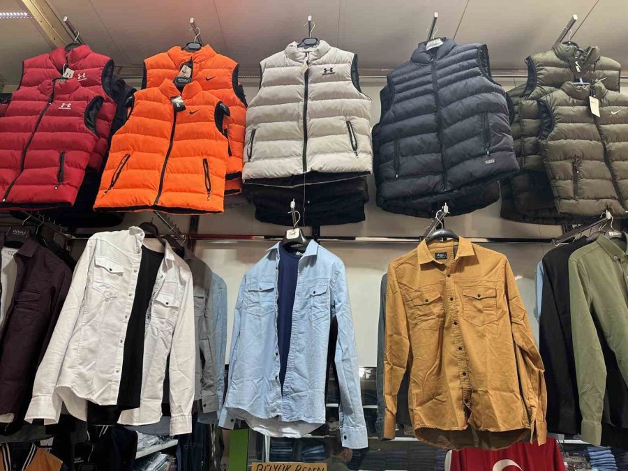 Mevsimlik Mont Satışları Günlük Sıcaklığa Göre Değişiyor