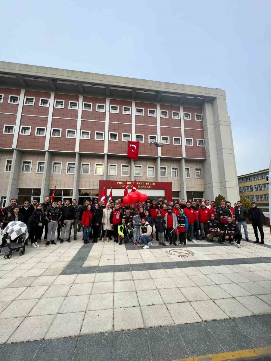 Onkolojide Tedavi Gören Çocuklar 23 Nisan Etkinliği Düzenlendi