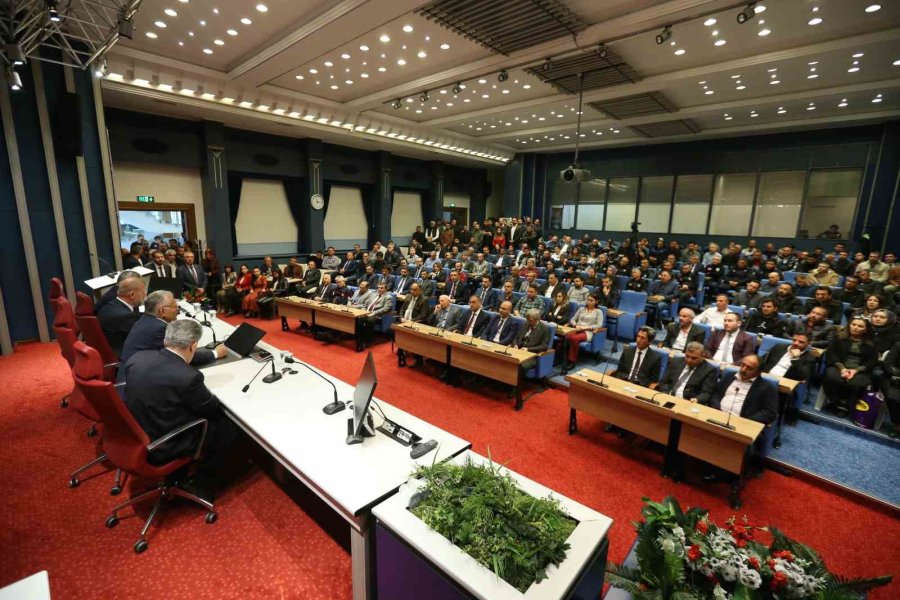 Başkan Büyükkılıç: "kayseri Büyükşehir Belediyesi Bir Markadır"