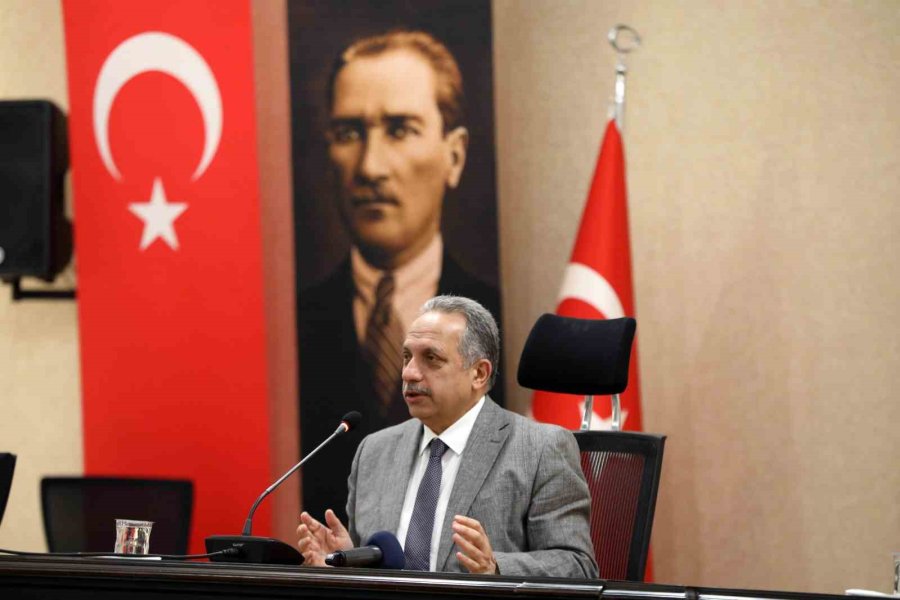 Başkan Yalçın Personelle Bayramlaştı: “sizlerin Sayesinde Talas Belediyesi Konuşuluyor”