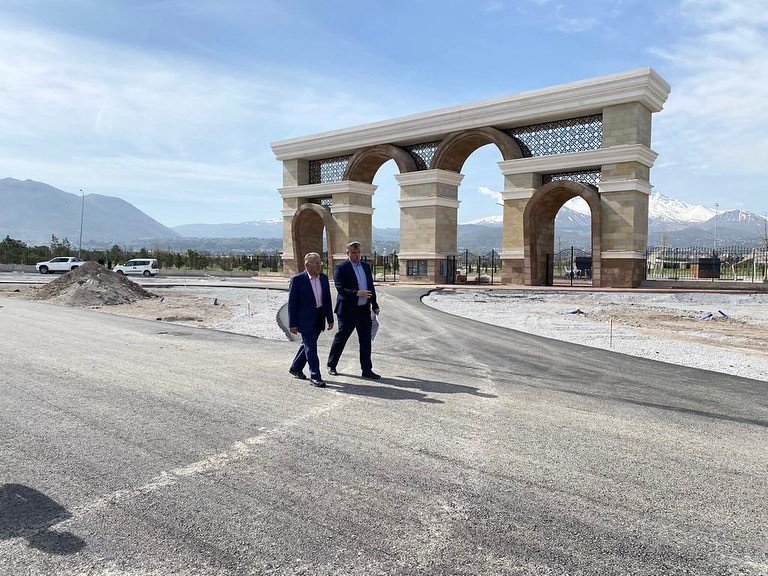 Büyükkılıç: "türkiye’nin En Büyük Ve En Yeşil Millet Bahçesi Gün Sayıyor"