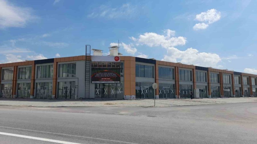 Emlak Yönetim Mobilyakent’te 26 İş Yerini İhale İle Satacak