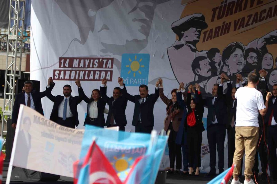 Akşener: “cumhurbaşkanı Çıkıyor, Bizleri Gömmekten Bahsediyor. Biz Düşman Mıyız?”