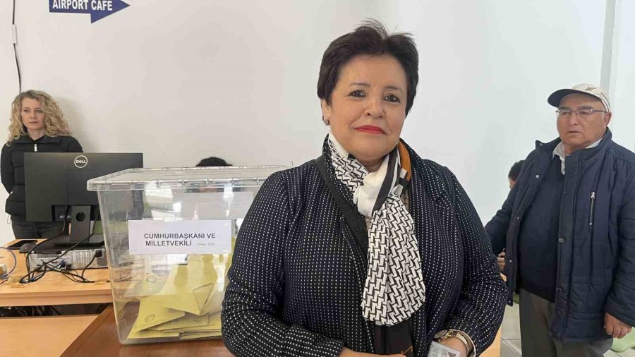 50 Yıl Sonra İlk Defa Oy Kullandı