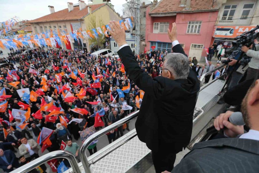Bakan Akar Ve Başkan Büyükkılıç’ın Tomarza Ve Bünyan Ziyaretleri Mini Mitinge Dönüşte