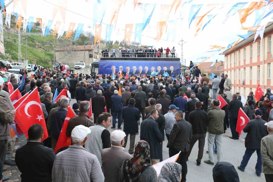 Bakan Akar Ve Başkan Büyükkılıç’ın Tomarza Ve Bünyan Ziyaretleri Mini Mitinge Dönüşte