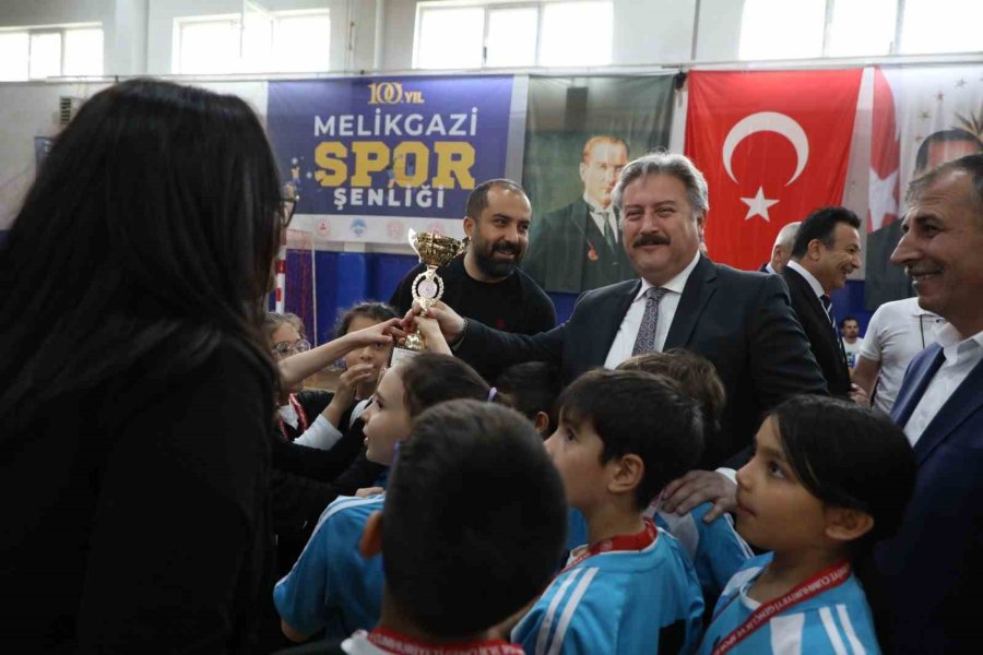 Şenlikte Yetenekli Sporcular Keşfedilecek