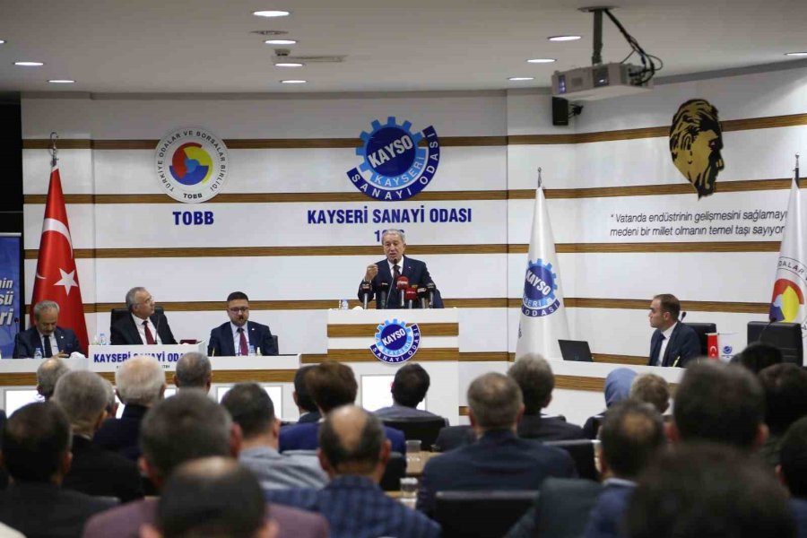 Bakan Akar: "cumhurbaşkanımızın Savunma Sanayiine Olan Israrı Bütün Sistemi Hareketlendirdi”