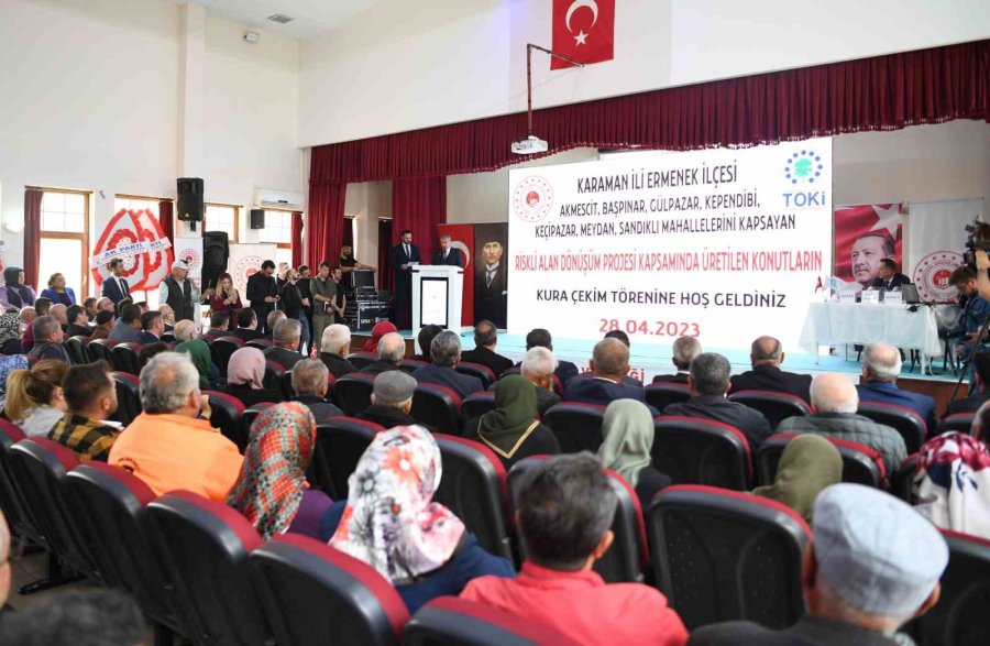 Karaman’da 156 Kentsel Dönüşüm Konutu Hak Sahiplerine Teslim Edildi