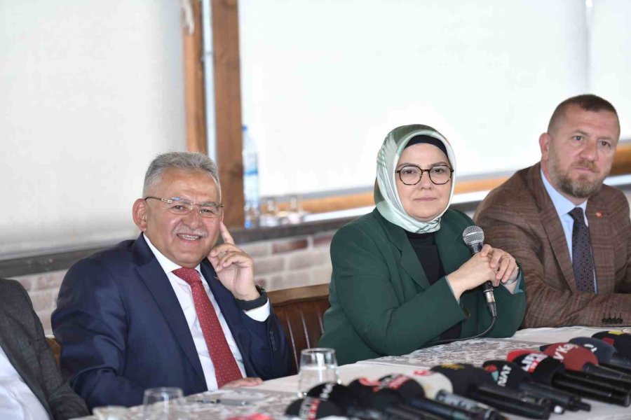 Başkan Büyükkılıç: " Yeni Havalimanı, Hızlı Tren Gibi Vizyon Projeleri Yakinen Takip Ediyoruz"