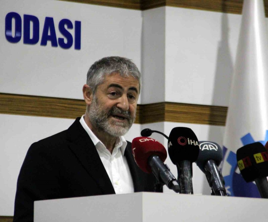 Bakan Nebati: "7 Bin 500 Liranın Üzerinde Maaş Alan Emeklilere Refah Payı Verecek Bir Düzenleme Üzerinde Çalışıyoruz"