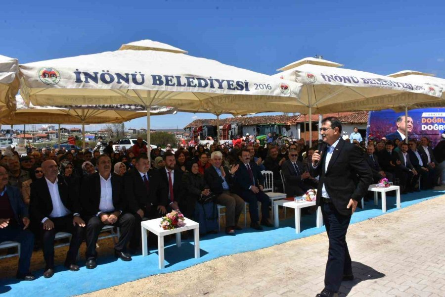 Sosyal Tesis Açılışında Konuşan Bakan Dönmez, Gıda Ve Enerjiye Dikkat Çekti