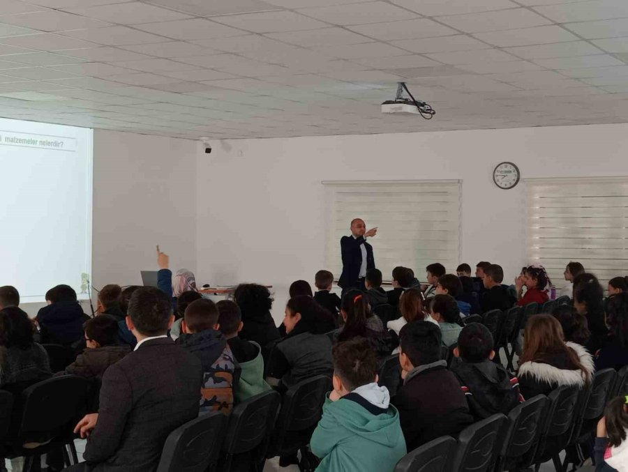 Melikgazi’de Öğrencilere Sıfır Atıkla İlgili Farkındalık Eğitimi