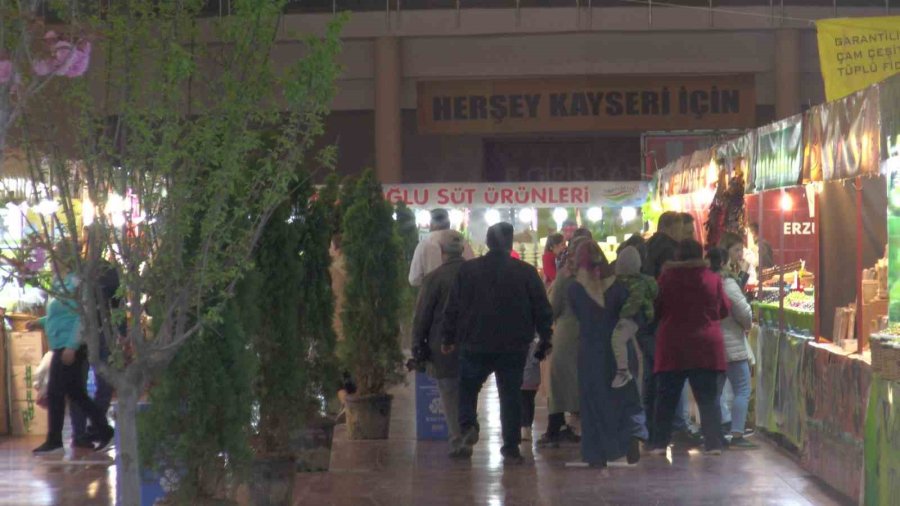 Kayseri Yöresel Ürünler Ve Bahçe Botanik Fuarı Ziyaretçilerini Ağırlamaya Devam Ediyor