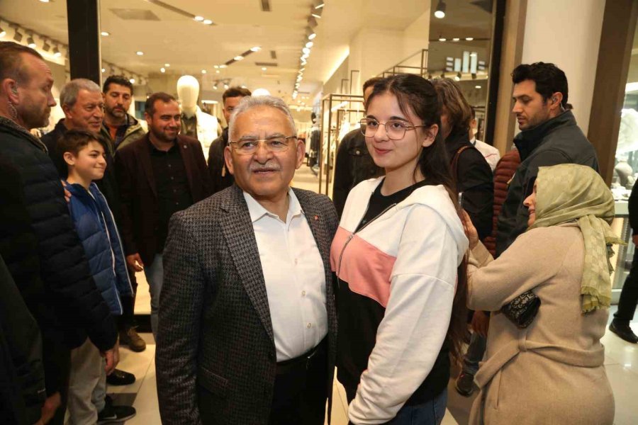 Bakan Akar, Bakan Nebati Ve Başkan Büyükkılıç’tan Avm Ziyareti