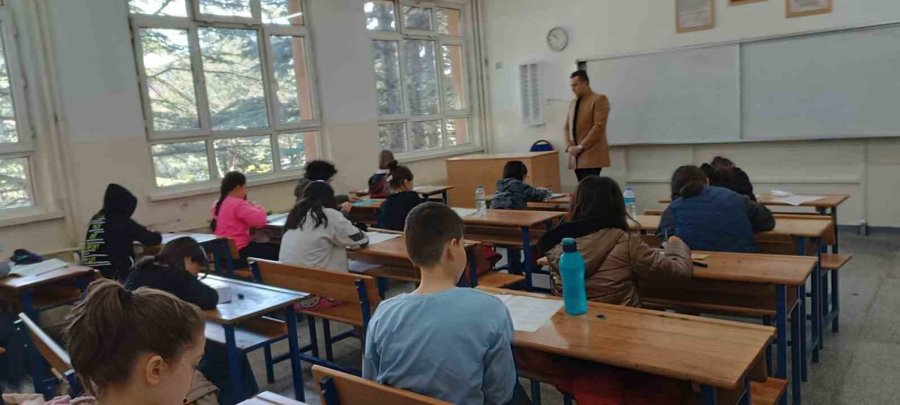 Tügva’nın ‘kitap Kurdu’ Yarışmasına Eskişehir’den Rekor Katılım