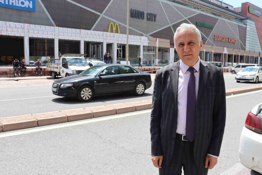 Kayseripark’ın Kaçak İnşaatında Şok: Yangın Çıkışlarını Kapatmışlar