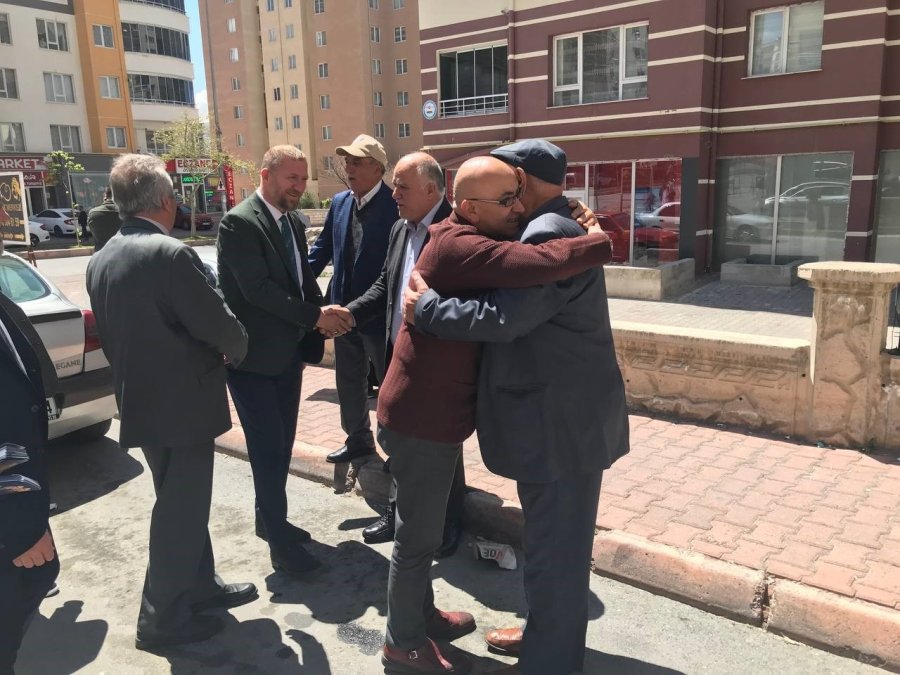Ak Parti Milletvekili Adayı Çağan Ve Cıngı’dan Esnaf Ziyaretleri