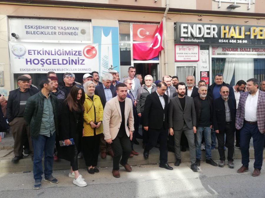 Eskişehir’de Yaşayan Bileciklilerden ‘çiğ Köfte’ Etkinliği