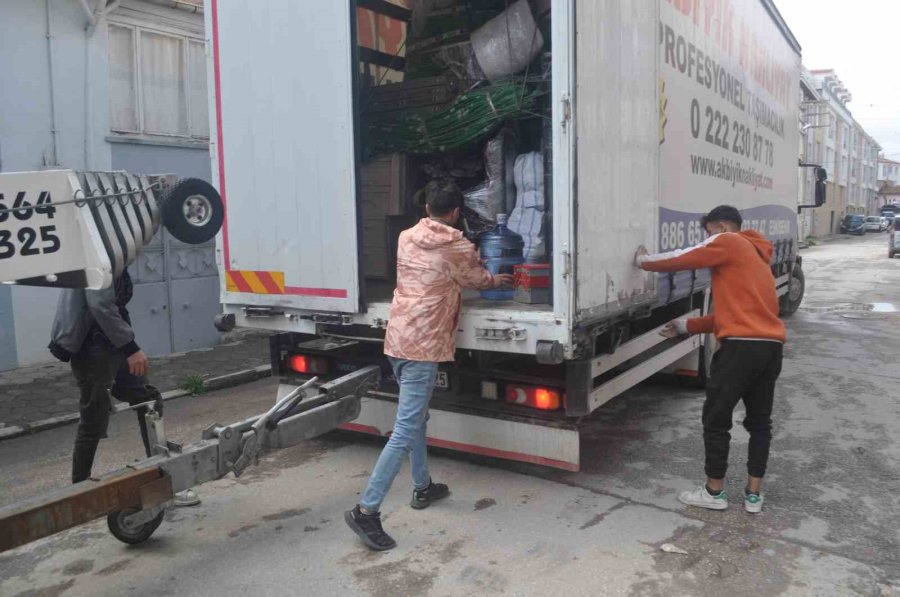 Deprem Bölgesinde Görev Yapan Nakliye Firmasının Müdürü Yaşadıklarını Anlattı