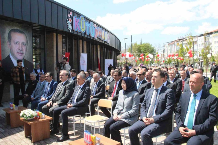 Karaman’da Bebek Ve Çocuk Kütüphanesi Açıldı