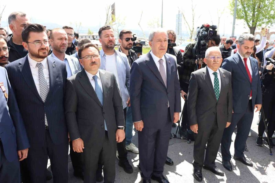 Bakan Akar: “terör Örgütü Seçimleri Umut Olarak Görüyor”