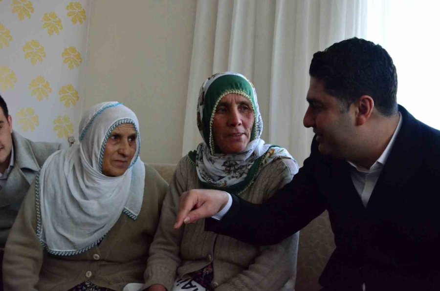 Özdemir: "sen Rahat Uyumazsan, Ben Rahat Uyuyamam"