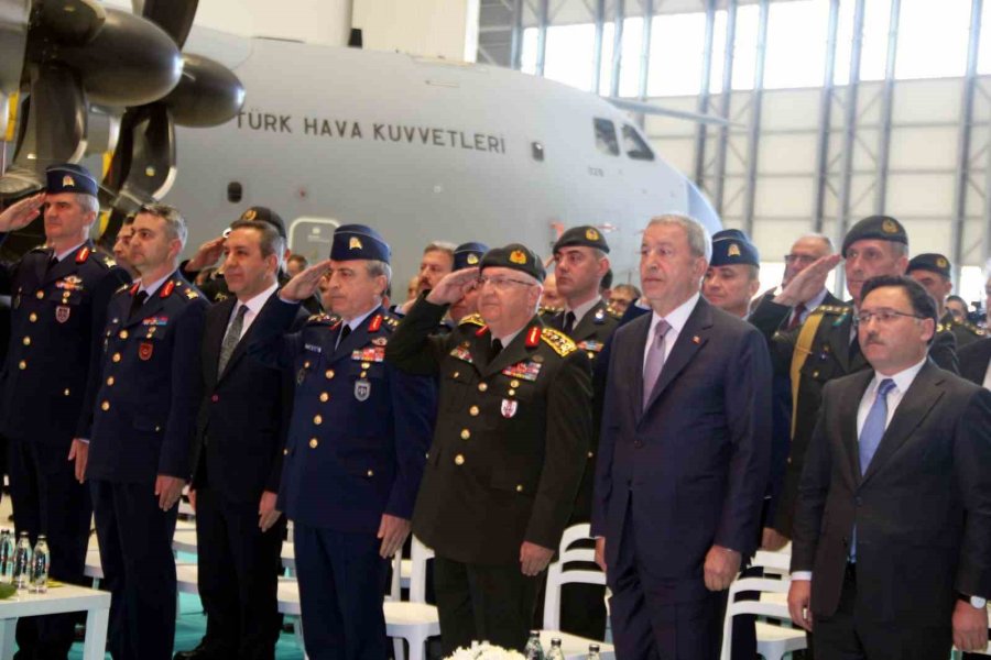 Bakan Akar: "en Kısa Zamanda Milli Denizaltımızı Denizlerimizde, Milli Muharip Uçağımızı Semalarımızda Göreceğiz"