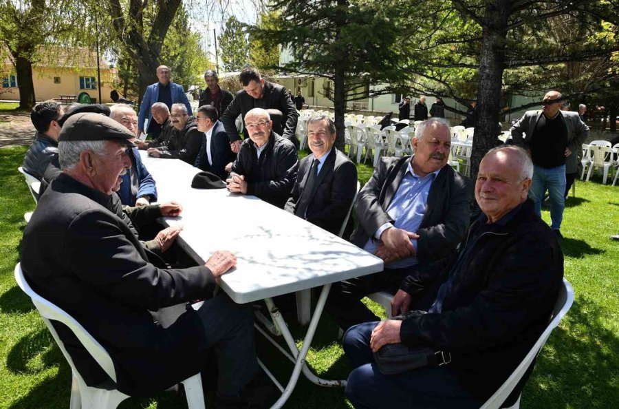 Başkan Ataç Yağmur Dualarına Katıldı