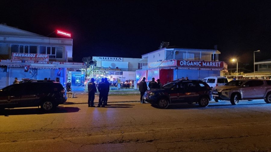 Manavgat’ta Silahlı Ağaç Sökme Ve Branda Kesme Kavgası: 2’si Ağır 5 Yaralı