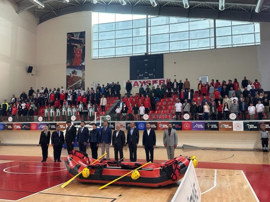 Kayseri’de Spor Kulüplerine Tam Destek