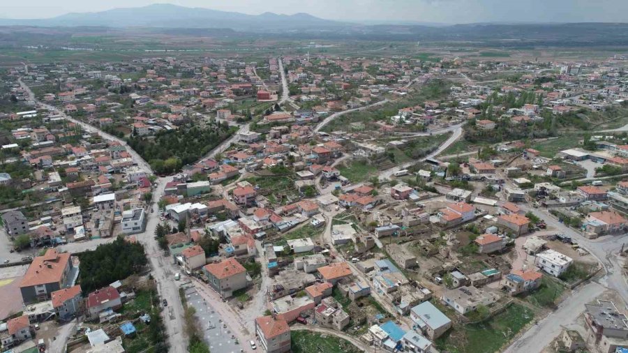 Başkan Çolakbayrakdar, 45 Yıllık Tapu Sorununu Çözüme Kavuşturuyor