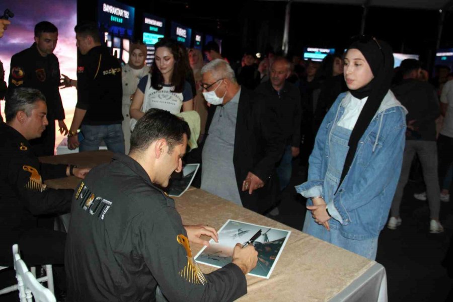 Kayseri’de Solotürk Pilotlarına Yoğun İlgi