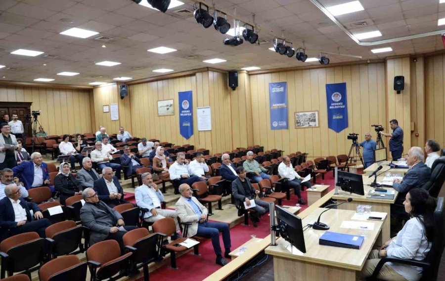 Gültak: "14 Mayıs, Yeni Bir Destanın Adı, Yeni Türkiye Yüzyılının Başlangıcı Olacak"