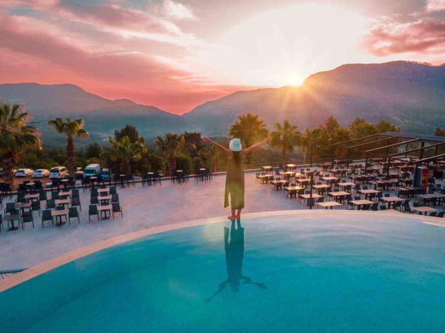 Antalya, Alman Turist Akınına Uğrayacak