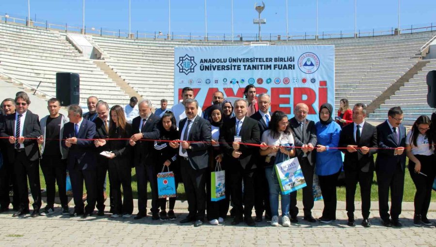 Üniversiteler Erü’de Tanıtıldı