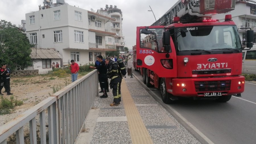 Metruk Binadaki Yangın Ekipleri Alarma Geçirdi