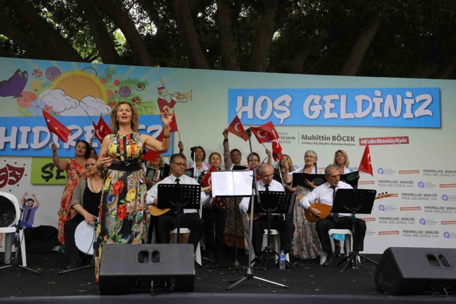 Baharın Gelişi Coşkuyla Karşılandı