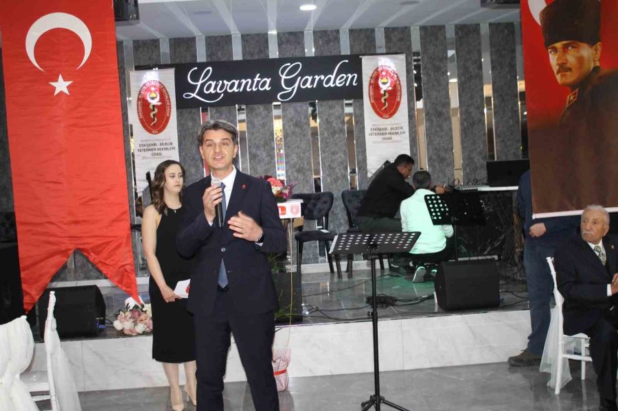 "çocuklarımızın Gözünden Veteriner Hekimlik" Temalı Resim Yarışmasının Ödül Töreni Yapıldı